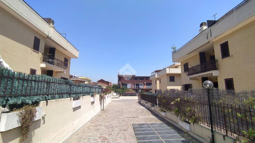 appartamento in vendita a Roma in zona Montespaccato