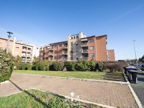 appartamento in vendita a Roma in zona Tor Vergata/Torrenova