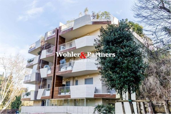 appartamento in vendita a Roma in zona Tor di Quinto
