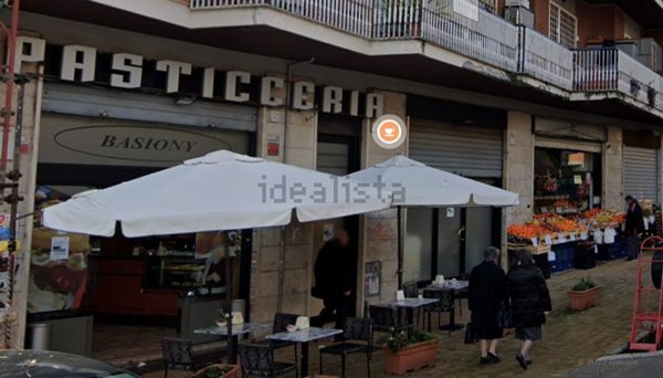 negozio in vendita a Roma in zona Monte Sacro/Talenti