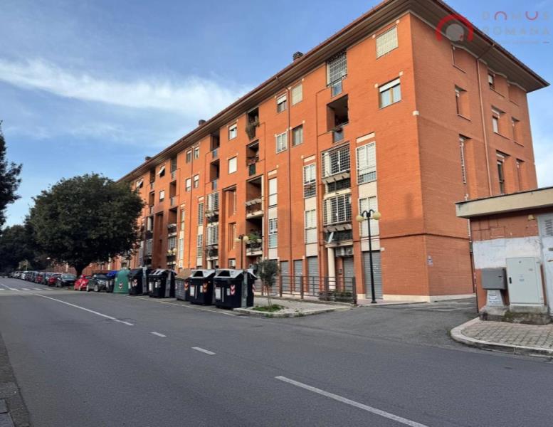 appartamento in vendita a Roma in zona Osteria del Curato