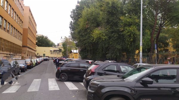 locale commerciale in vendita a Roma in zona Tiburtino