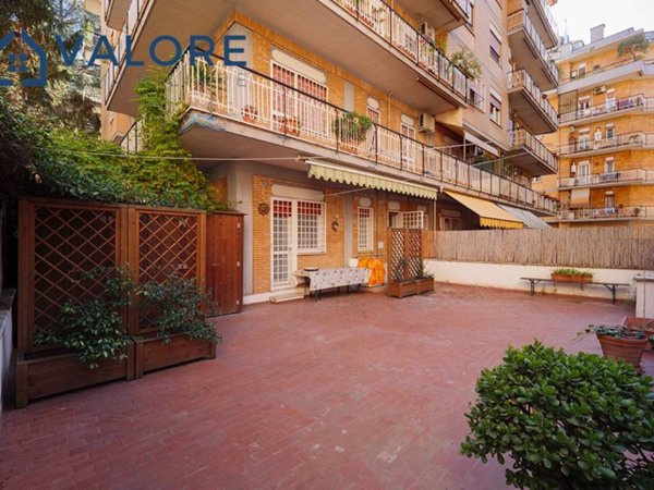 appartamento in vendita a Roma in zona Monte Sacro/Talenti