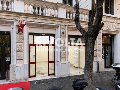 negozio in vendita a Roma in zona Della Vittoria