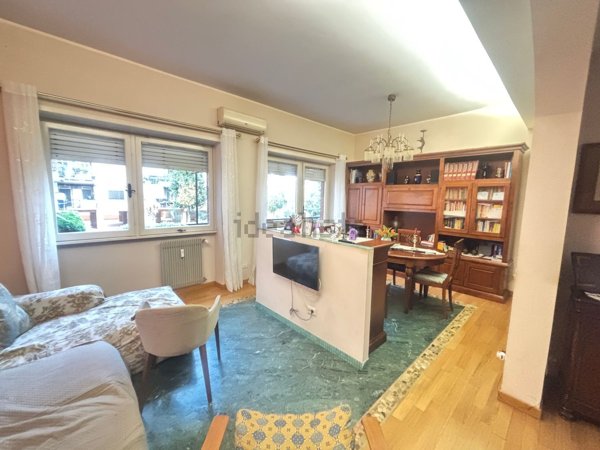 appartamento in vendita a Roma in zona Torre Maura