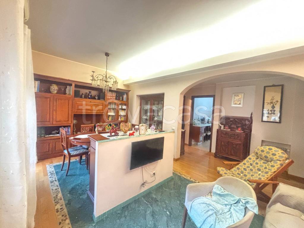 appartamento in vendita a Roma in zona Torre Maura