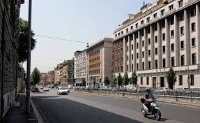 negozio in vendita a Roma in zona Castro Pretorio