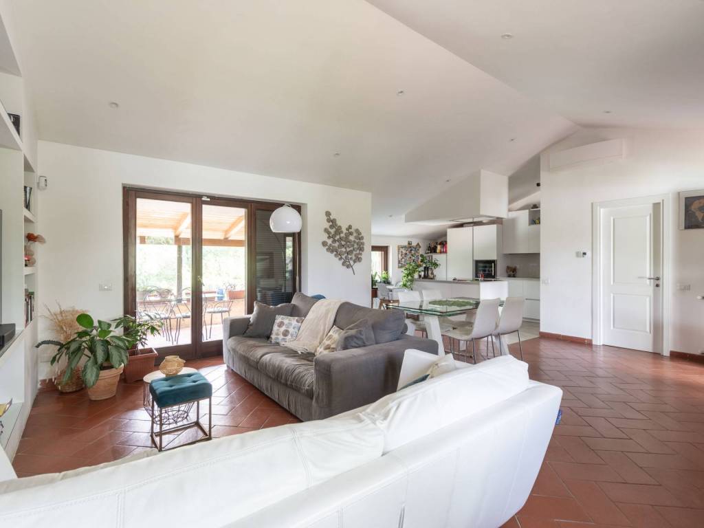 casa indipendente in vendita a Roma in zona Acilia