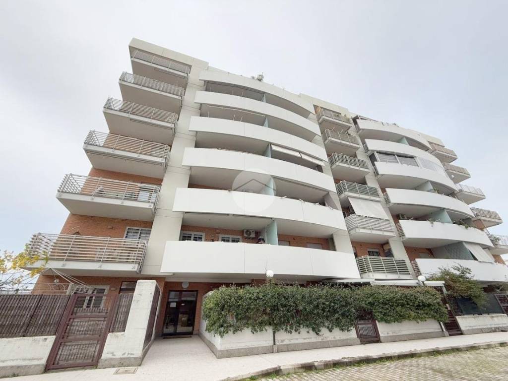 appartamento in vendita a Roma in zona Ponte di Nona