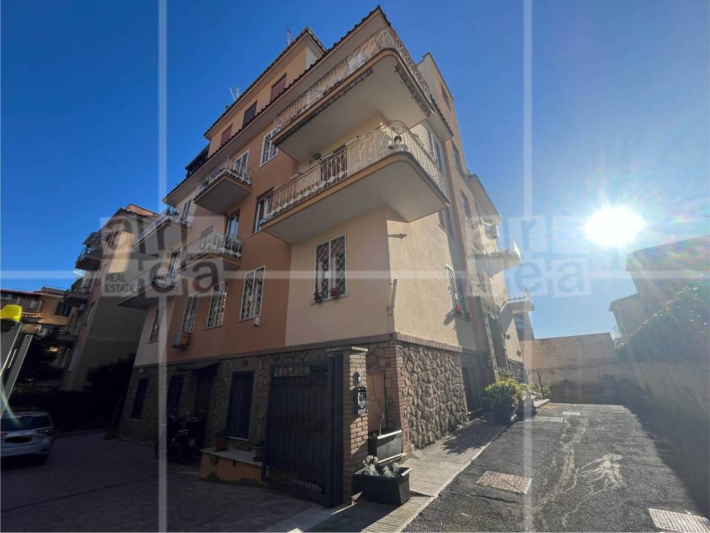 appartamento in vendita a Roma in zona Aurelio