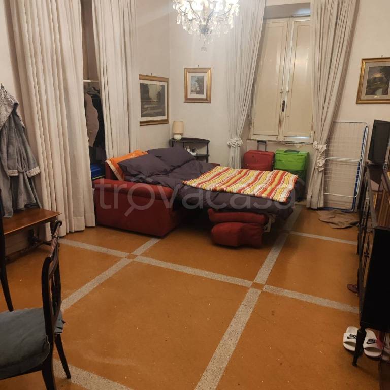 appartamento in vendita a Roma in zona Rione Monti/Campitelli