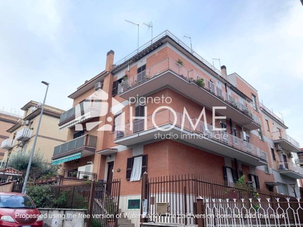 appartamento in vendita a Roma in zona Tor Bella Monaca