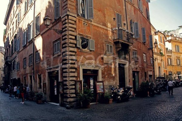 monolocale in vendita a Roma in zona Parione/Sant'Eustachio