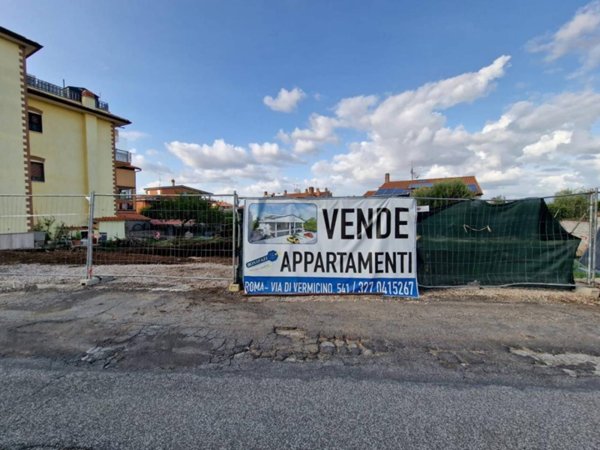 appartamento in vendita a Roma in zona Borghesiana