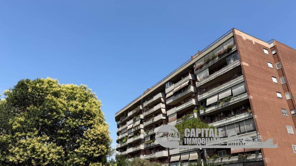 appartamento in vendita a Roma in zona Torrino