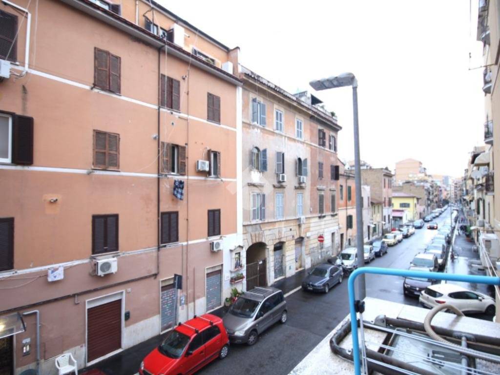 appartamento in vendita a Roma in zona Tiburtino