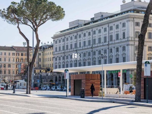 intera palazzina in vendita a Roma