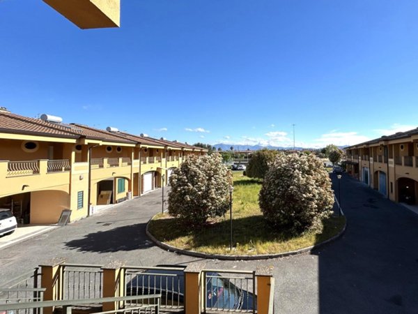 appartamento in vendita a Roma in zona Ponte di Nona