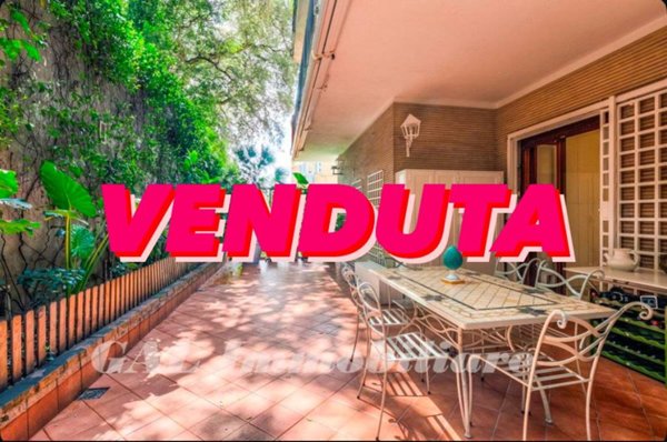 appartamento in vendita a Roma in zona Tor di Quinto