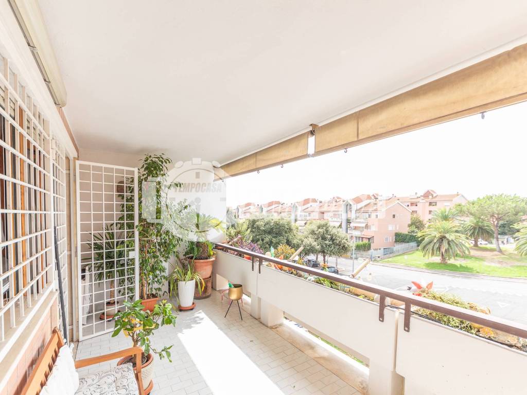 appartamento in vendita a Roma in zona Corviale