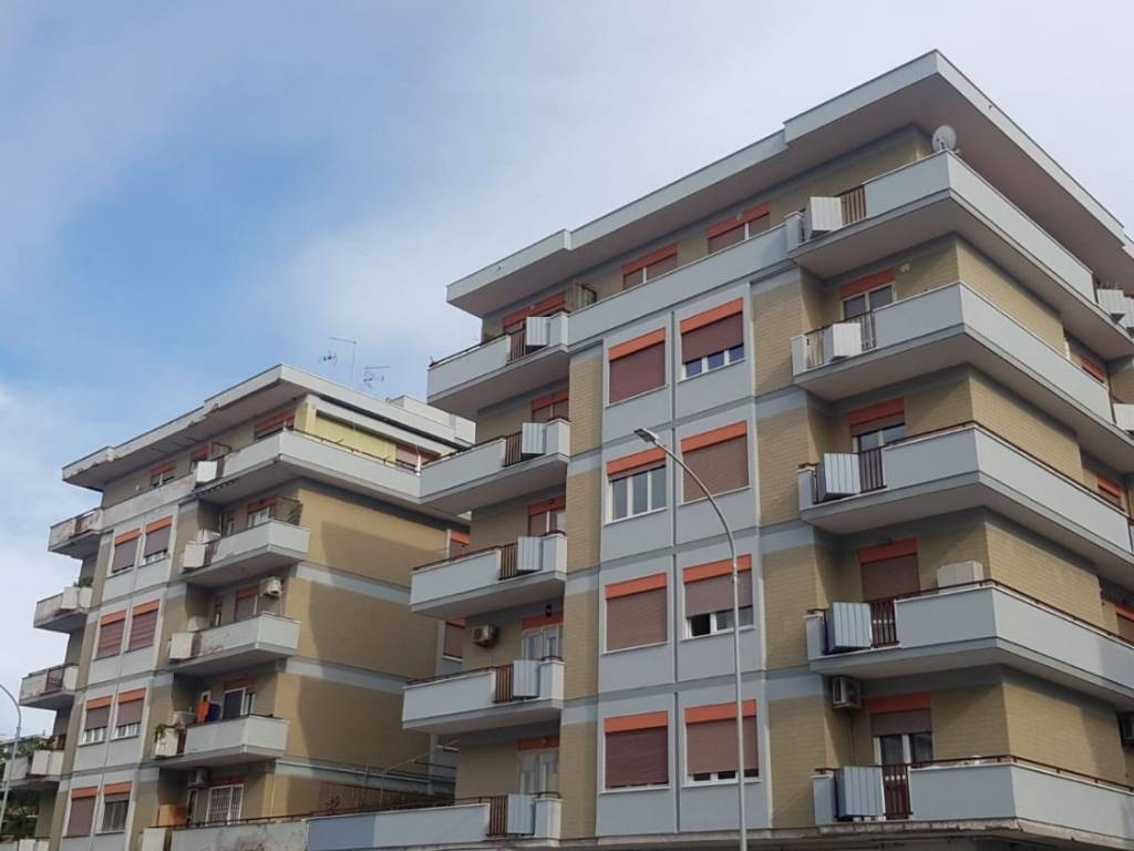 appartamento in vendita a Roma in zona Ostia