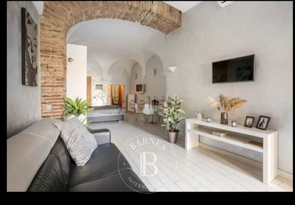 appartamento in vendita a Roma in zona Trastevere