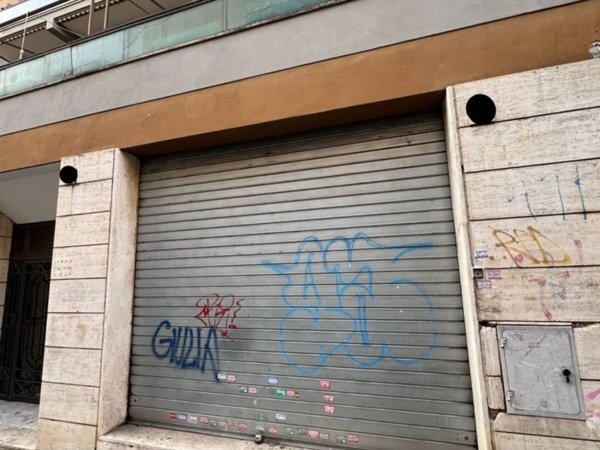 negozio in vendita a Roma in zona Pietralata