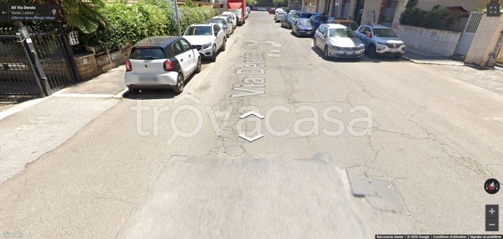 appartamento in vendita a Roma in zona Tuscolano