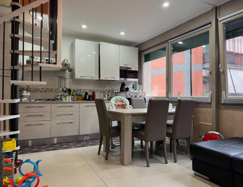 appartamento in vendita a Roma in zona Tor Bella Monaca