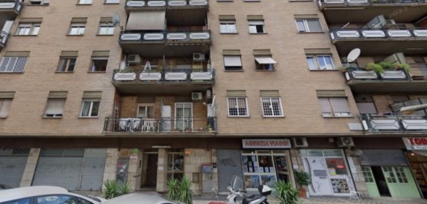 appartamento in vendita a Roma in zona Ostiense