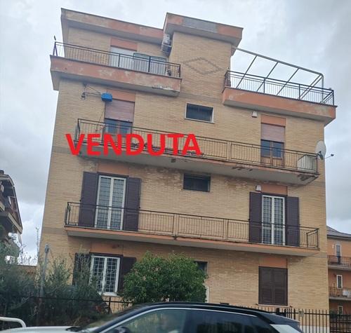 appartamento in vendita a Roma in zona Portuense