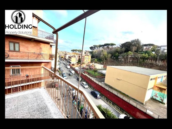 appartamento in vendita a Roma in zona Colle del Sole
