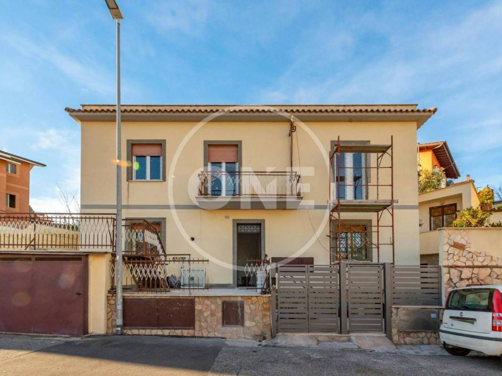 appartamento in vendita a Roma in zona Prenestino-Centocelle