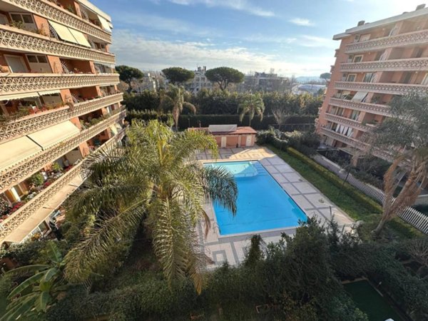 appartamento in vendita a Roma in zona Tor di Quinto