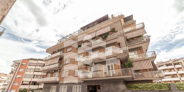 appartamento in vendita a Roma in zona Aurelio
