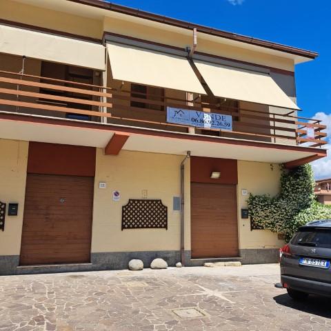 appartamento in vendita a Roma in zona Prima Porta