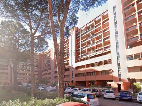 appartamento in vendita a Roma in zona Ardeatino