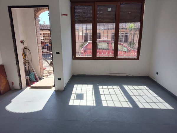 casa indipendente in vendita a Roma in zona Tuscolano