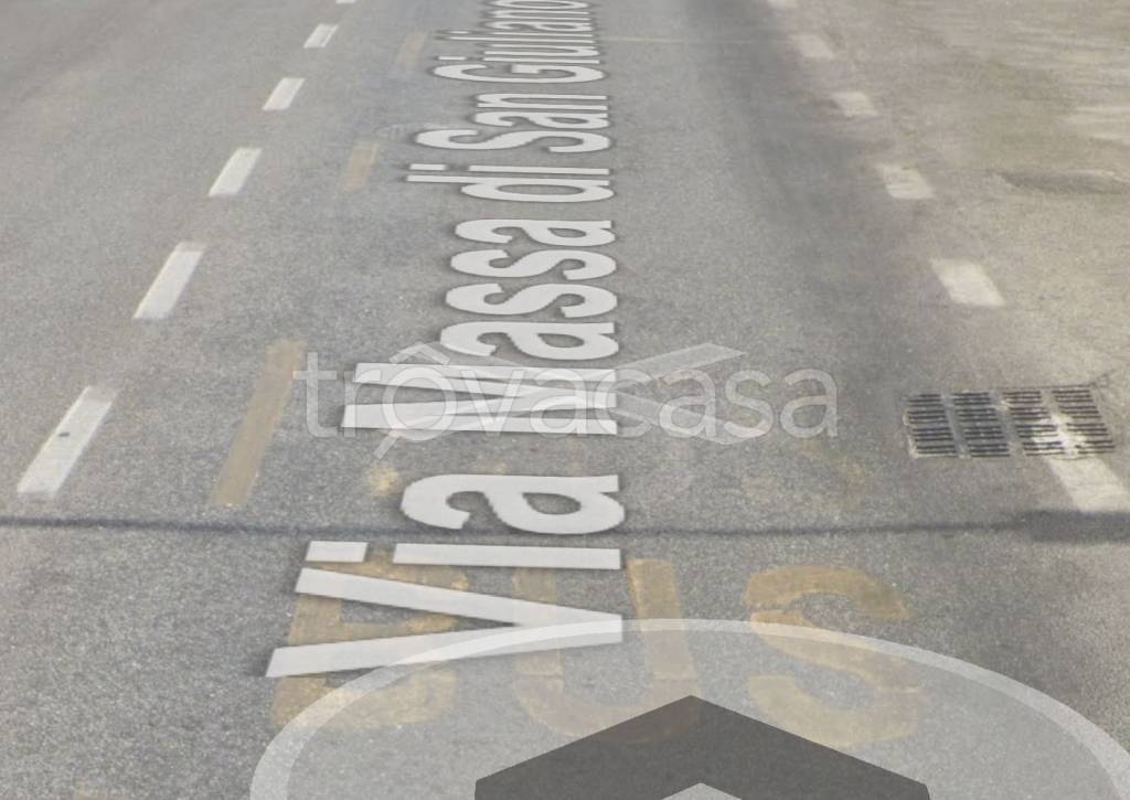 appartamento in vendita a Roma in zona Castelverde