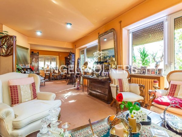 appartamento in vendita a Roma in zona Tor di Quinto