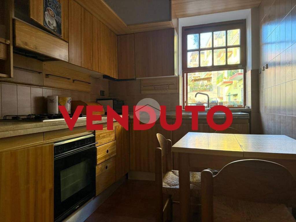 appartamento in vendita a Roma in zona Portuense