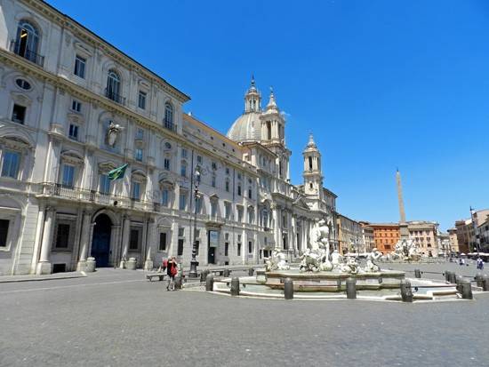 intera palazzina in affitto a Roma in zona Parione/Sant'Eustachio