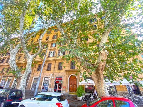 appartamento in vendita a Roma in zona Trastevere