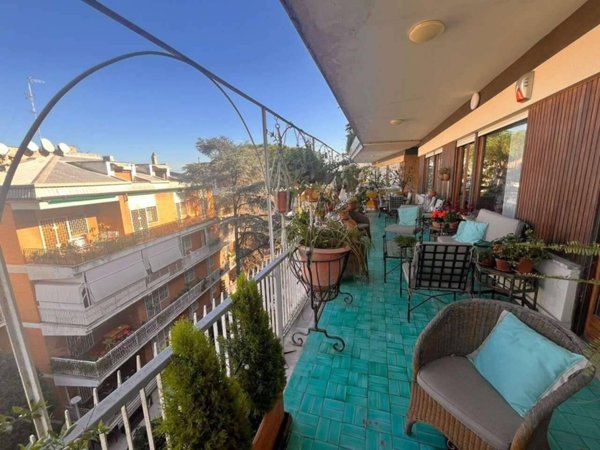 appartamento in vendita a Roma in zona Della Vittoria