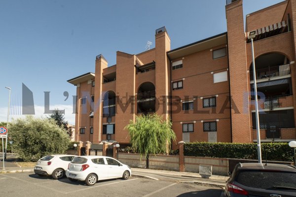 appartamento in vendita a Roma in zona Magliana Vecchia