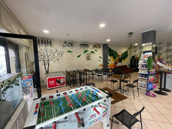 negozio in vendita a Roma in zona Prenestino-Centocelle