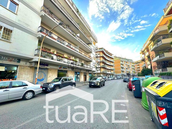 ufficio in vendita a Roma in zona Aurelio
