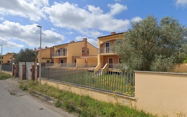 casa indipendente in vendita a Roma in zona Infernetto