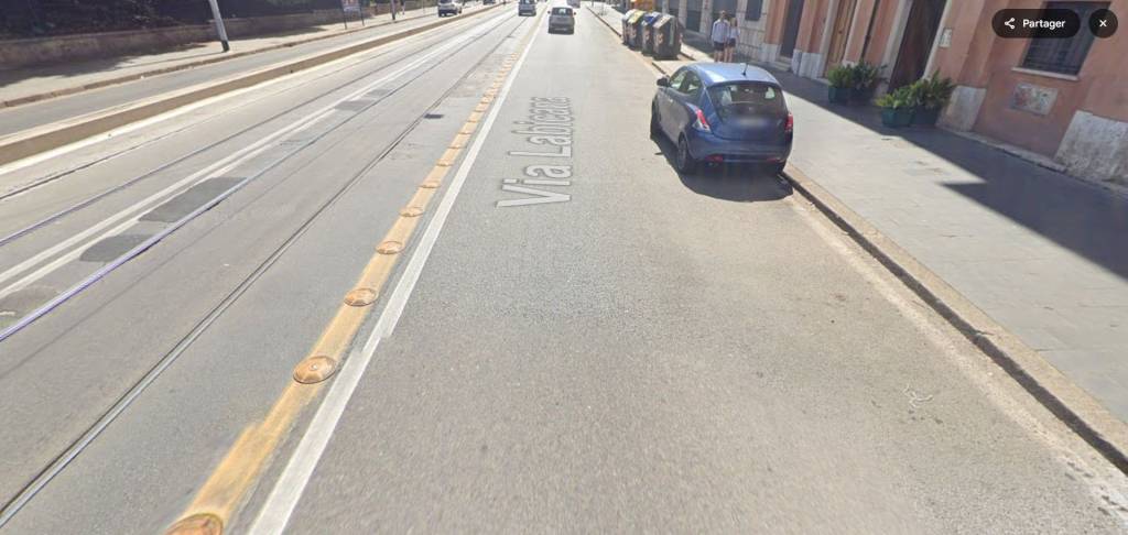 appartamento in vendita a Roma in zona Celio