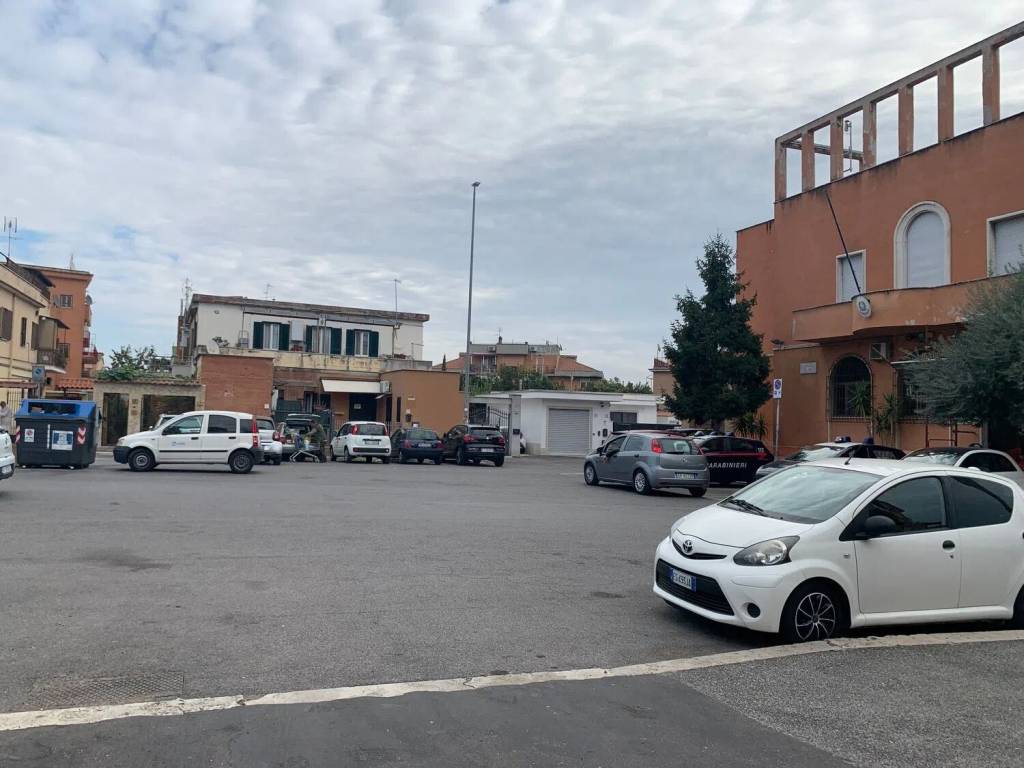 negozio in vendita a Roma in zona Aurelio